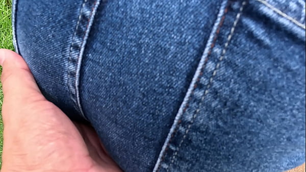 Menage em Público: Eu Comendo a Buceta da Amiga Enquanto Nicoly Tirou o Leitinho do Cara