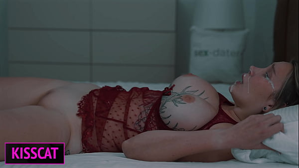 Step Mom Waiting Husband, but Shares Bed with Step Son till Huge Facial After Unexpected Cum Inside