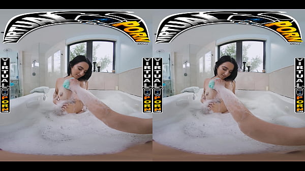 VIRTUAL PORN – Kiana Kumani’s Wet And Wild Bath Turns Into Intense Pussy And Cock Action With Her Step Brother
