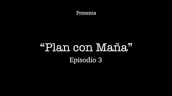 Le prestó mi regadera a chica culona y terminamos follando.
