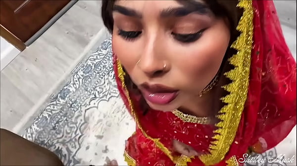 My FRIEND’s BIG-ASS WIFE in a DESI costume visits me on HALLOWEEN for her TANTRIC practice. Fucking XXX