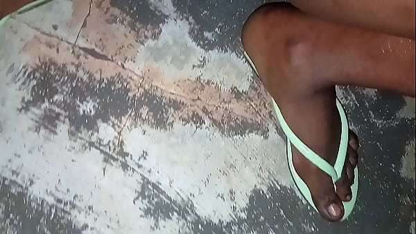 (BTS!!) 2 DIRTY ACCRA SLUTS ROAM THE NIGHT PISS PLAY FINGERING WHILE TALKING DIRTY IN TWI!!!