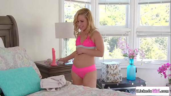 Lesbian babe teaching stepsis how to squirt and lick pussy