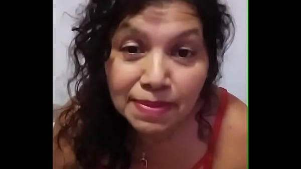 Me masturbo delicioso en lencería roja solo para ti