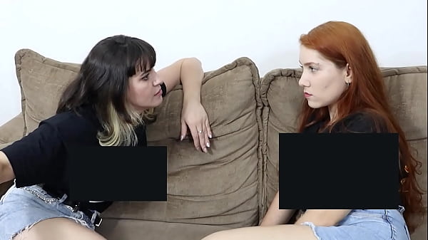 Minha meia-irmã deu o cuzinho para meu marido, assisti tudo e fiquei com muito tesão, sou corna?