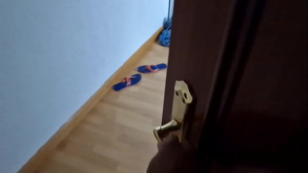 Que delicia papi comoe llenan el culo de leche