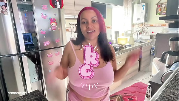 Chubby Girl Accidental Farting While Baking Cute Cupcakes