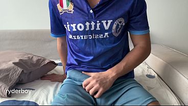 HOTTEST TWINK JERKS OFF HIS BIG COCK AND FUCKS HIS PILLOW AFTER SOCCER HOT MOANING