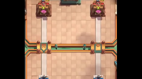 Humilhei esse cara no clash rolaye