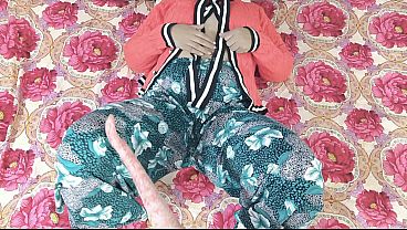 Indian Desi girlfriend pusssy fuck with carrot sex girl