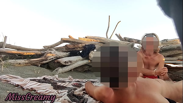 Public flashing in nude beach sucking and Cumshot of Big Cock in Front of Everyone – MissCreamy