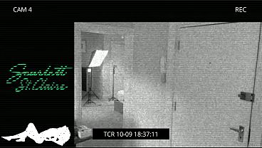 Scarlett cheats on boyfriend with tradie