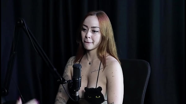 VEJA A ENTREVISTA SAFADA E CHEIA DE PUTARIA COM A THAISA REDVELVET NO PORN CAST BRAZIL – PARTE 1 (WATCH ON: SHEER/RED)