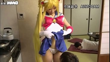 A Mãe do Meu Amigo Faz Cosplay Em Casa (Legendado) Sofia Takigawa