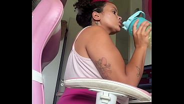 Home Office Workday Chubby Girl Natural Loud Farts Computer Desk Vibes