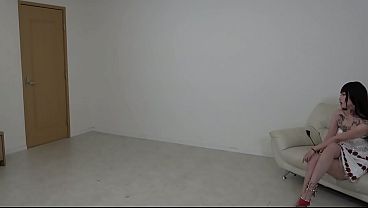 Smoking Miss Ririko Teaches Man How To Clean Shoes