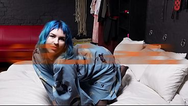 Blue haired goth girl plays with her tight pussy – toys