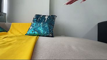 Essa morena casada adora sexo anal e deu o cú para o cara mais pauzudo do ménage