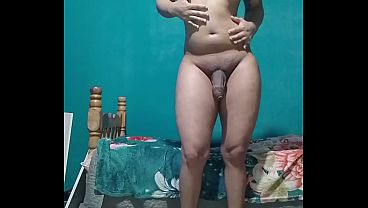 femboy novinho de 18 anos com pau grande e bunda grande