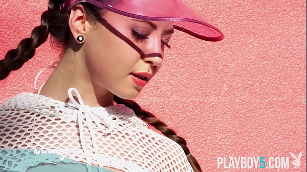 Firm ass teen model Katherine Morgan goes fully naked for Playboy