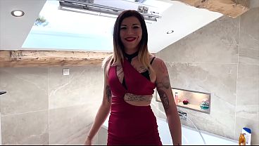 Gwen et Stella partagent une belle orgie