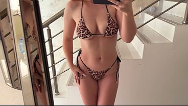 Rough sex with a HUGE cumshot on the face