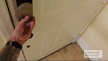 Alicia Reign Shows Her Amazing Throat Skills In A Hardcore Scene!