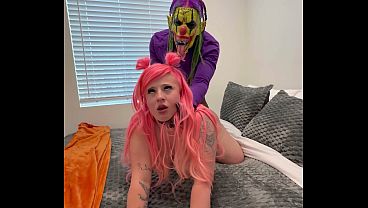 Big Booty White Pawg Fucks Clown To Get Back At Her Useless Baby Daddy