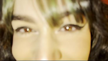 I doubt you’ll be able to resist these silky toes of the young nasty girl Ariane Kimiko (foot fetish)