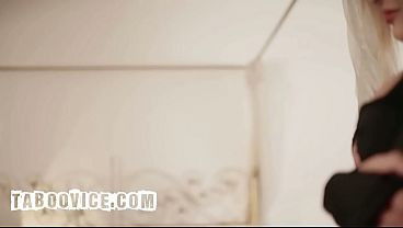 Kitana Lure in a Score to Settle