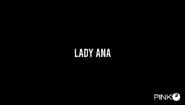 Lady Ana enjoys and squirts in double penetration