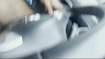 Mamei o motorista de App saindo da casa de swing, depois de ter mamado e ter dado pra vários. no final ainda fiz um agrado pro corno que ele merecia.