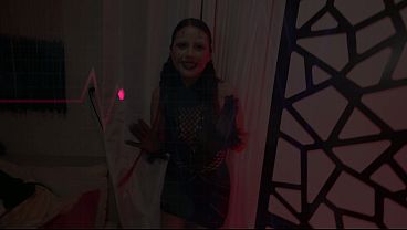 Penelope Reed’s Jump Scare Turns Into A Sensual Facial