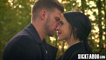 Petite teen Alyssa Bounty spring ass fucking and giving a perfect blowjob