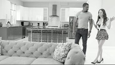 Recently Divorced MILF Justine Jakobs Deepthroats BBC Before Getting Fucked Balls Deep GP3393