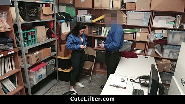 Suspect Fakes Being LP and Gets Her Pussy Destroyed – Cutelifter