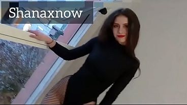 TEEN BRUNETTE PERFECT ORGASM MASTURBATE HORNY