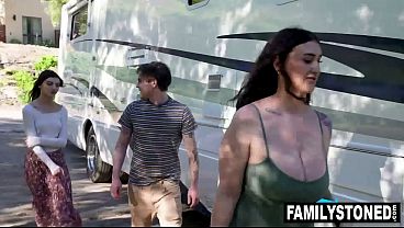 Virgin Stepsis Julia Gets Deflowered by Stepbro Tyler in Fam RV Road Trip