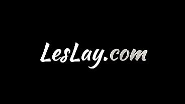 More Oil The Better For This Sendoff (Freeuse Lesbian Massage Parlot)