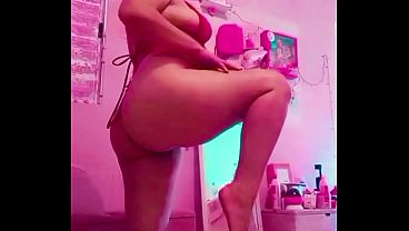 mulher com a bunda grande