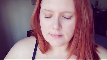 Transando de manhã com a MILF gordinha ruiva deliciosa