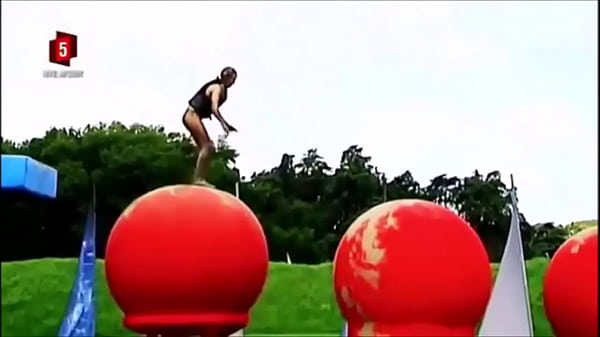 Wipeout Danish Girls in Bikinis – Pretty Little WIPEOUT!