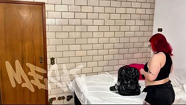 Xoxota rosinha da minha meia irmã gostosa e rabuda, soquei com força no pelo e deixei ela toda leita…(VIDEO COMPLETO NO RED)
