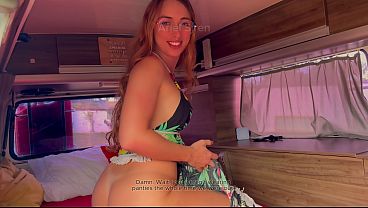 Casal Apaixonado faz Sexo Romântico em Motorhome