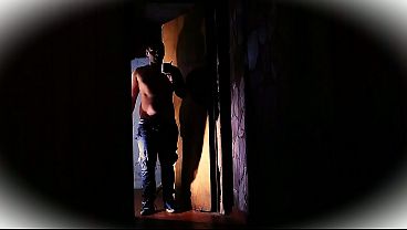 Contraluz – Grande y Musculoso – Vigoroso Solitario – Masturbacion – Number One