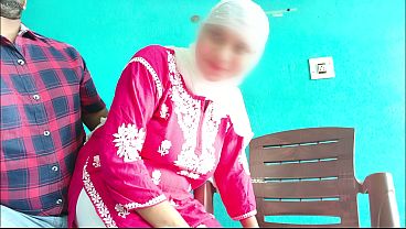 नौकरी पाने के लिए इंटरव्यू के दौरान भारतीय मुस्लिम लड़की ने पहली बार अपने बॉस के साथ सेक्स किया, देसी हिंदी ऑडियो सेक्स