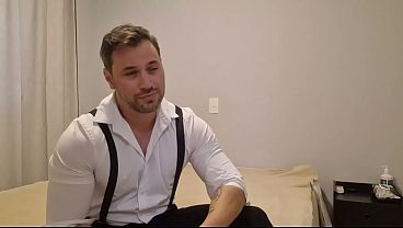 Flagrei Meu Amigo Gay se Masturbando e Meti o Pau no Cu Dele no Sofá