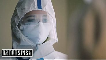 Medical Workers Fucking During Pandemic – Lola Fae
