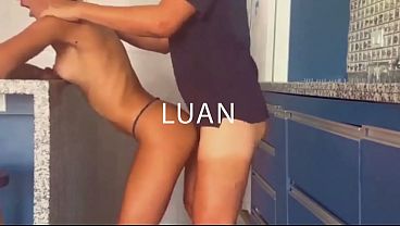 Transei com 3 na Festa Cuckold Night A CAMISINHA ESCAPOU