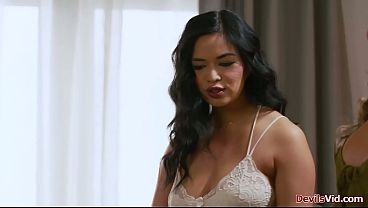 Big tits masseuse offering happy ending